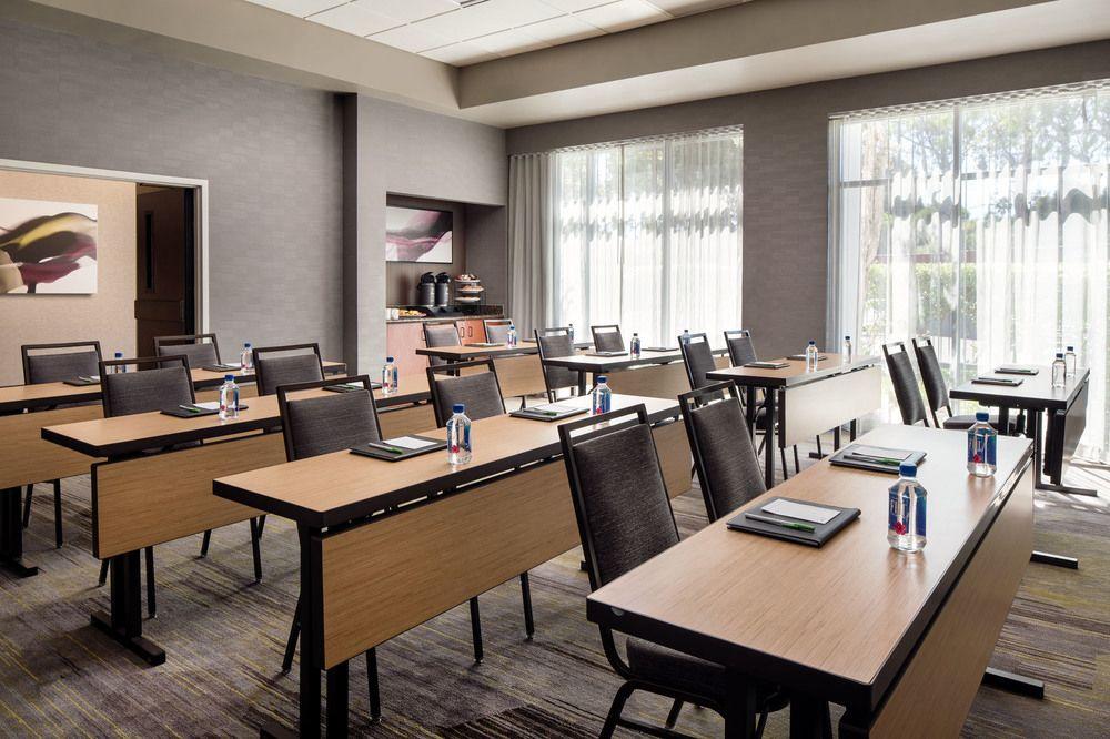 Courtyard By Marriott Richmond Berkeley Hotel Ngoại thất bức ảnh