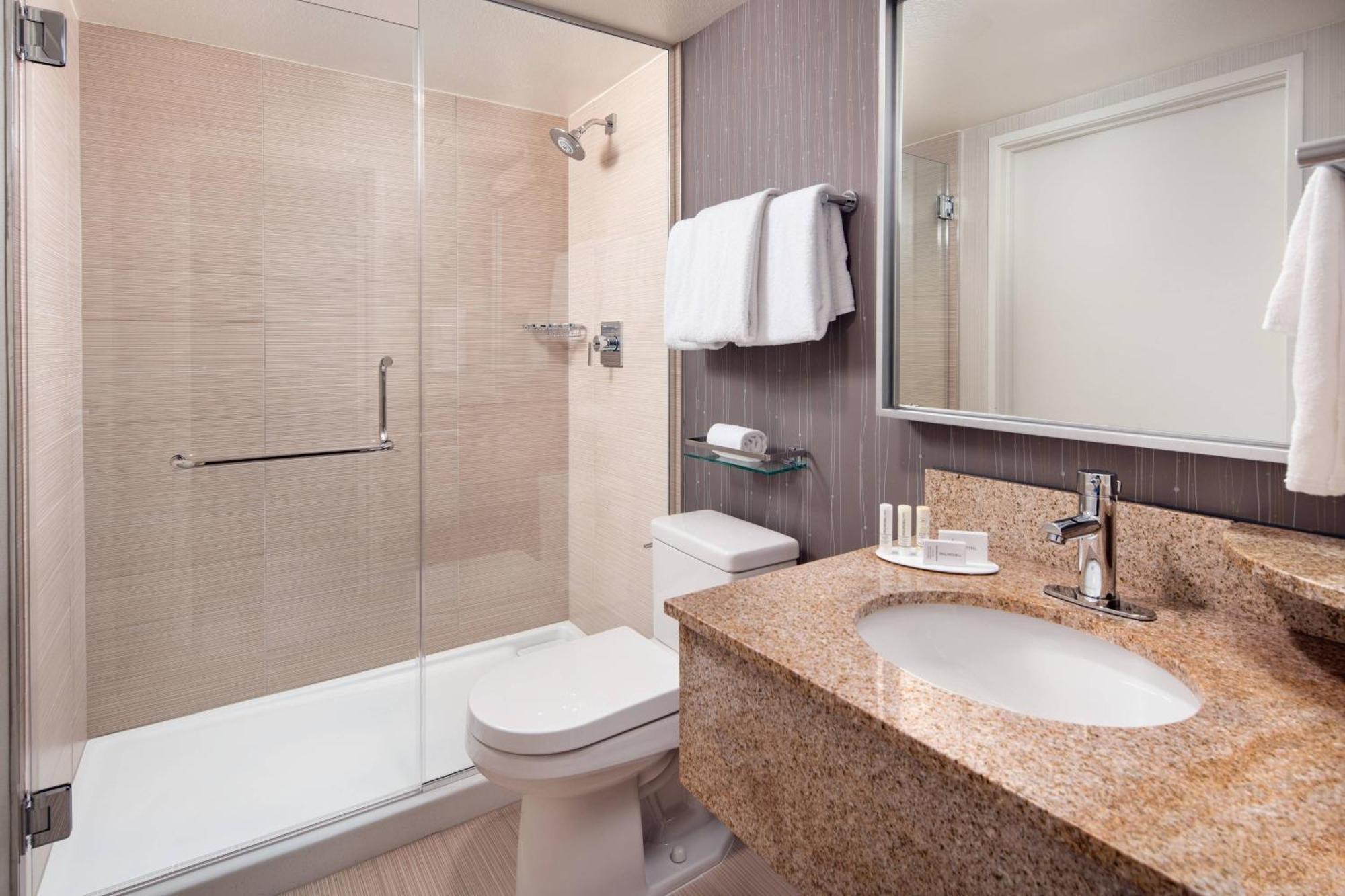 Courtyard By Marriott Richmond Berkeley Hotel Ngoại thất bức ảnh