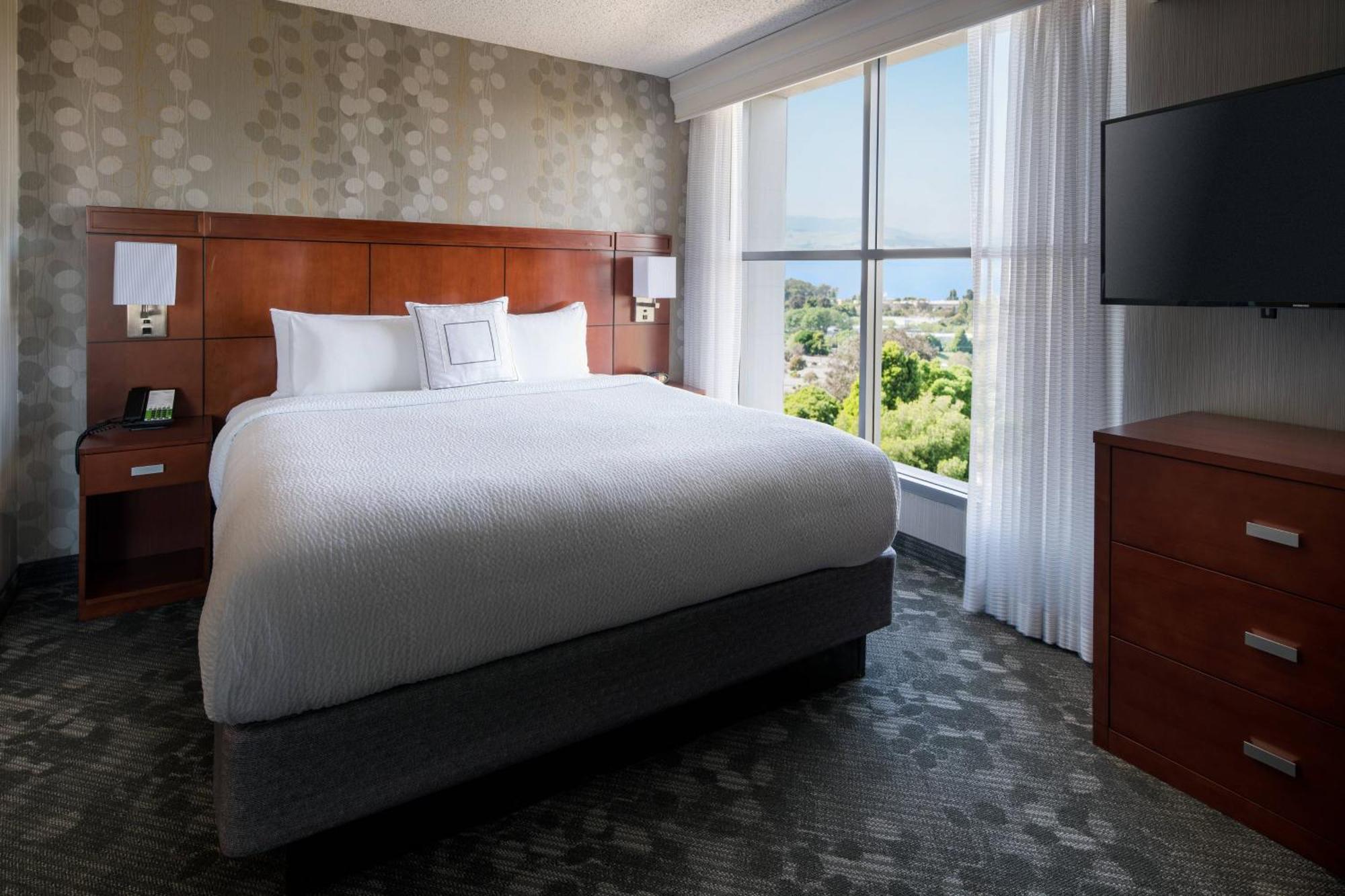 Courtyard By Marriott Richmond Berkeley Hotel Ngoại thất bức ảnh