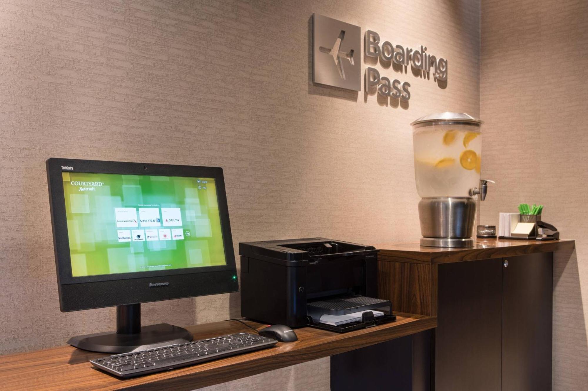 Courtyard By Marriott Richmond Berkeley Hotel Ngoại thất bức ảnh