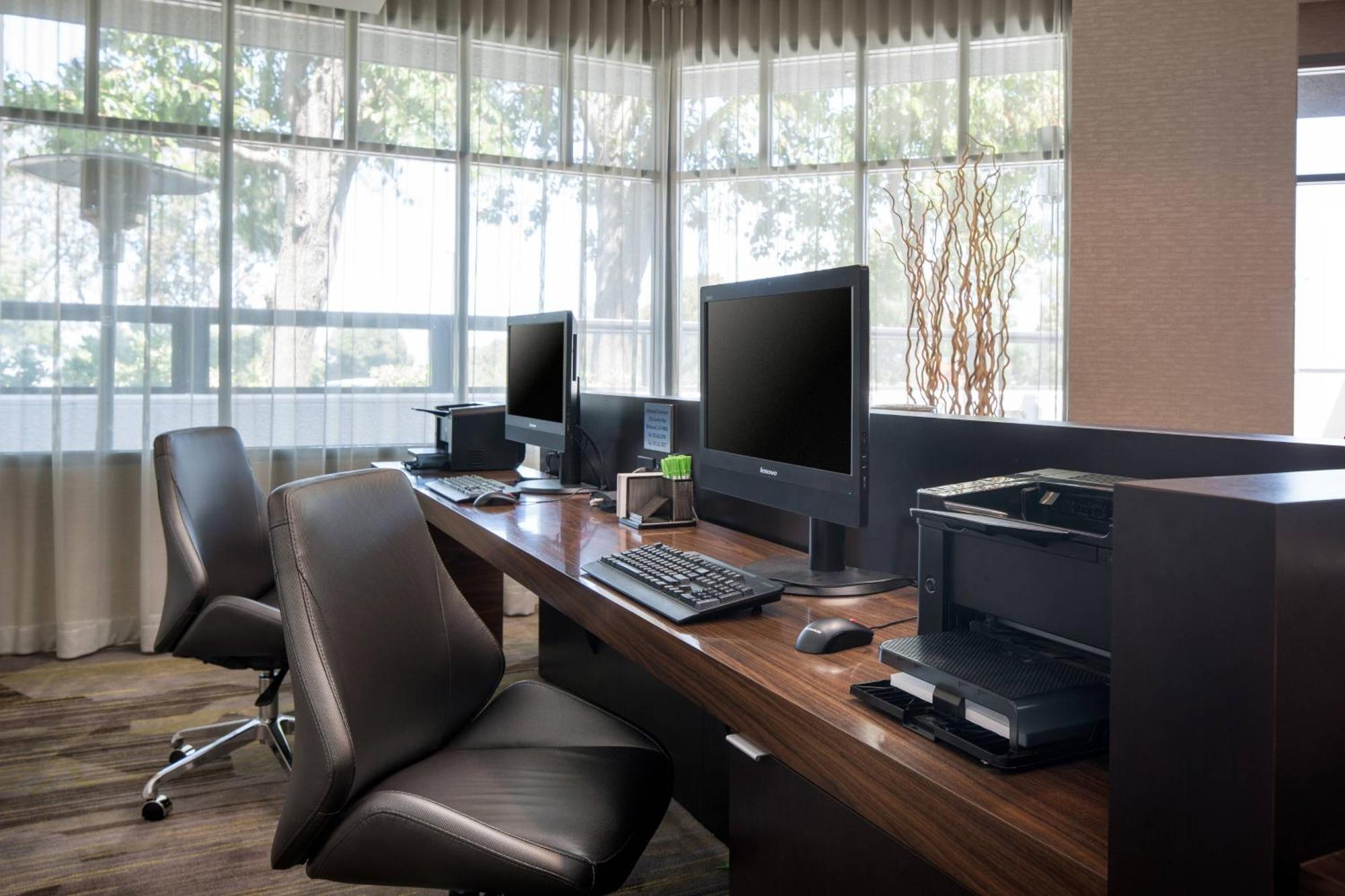 Courtyard By Marriott Richmond Berkeley Hotel Ngoại thất bức ảnh
