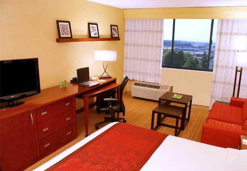 Courtyard By Marriott Richmond Berkeley Hotel Ngoại thất bức ảnh