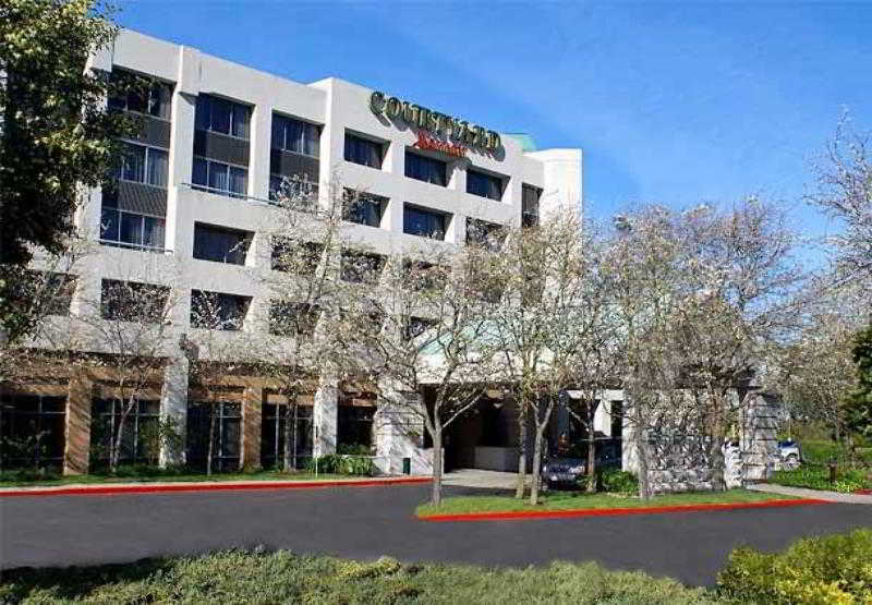 Courtyard By Marriott Richmond Berkeley Hotel Ngoại thất bức ảnh